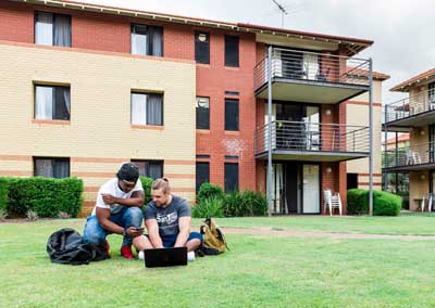 1584799772-2512-imgschool